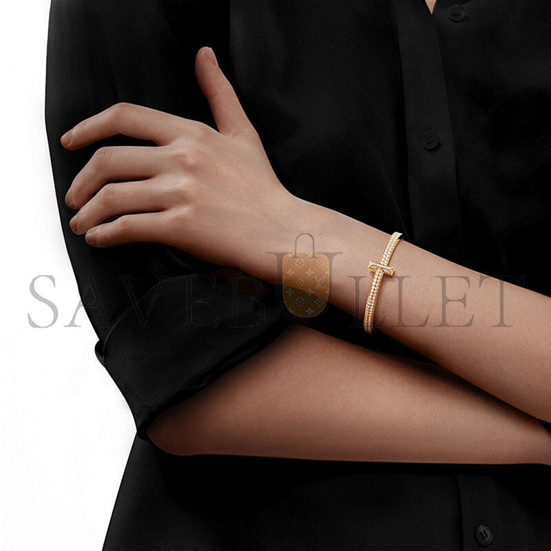 TIFFANY T1 WIDE DIAMOND HINGED BANGLE IN YELLOW GOLD 68127262